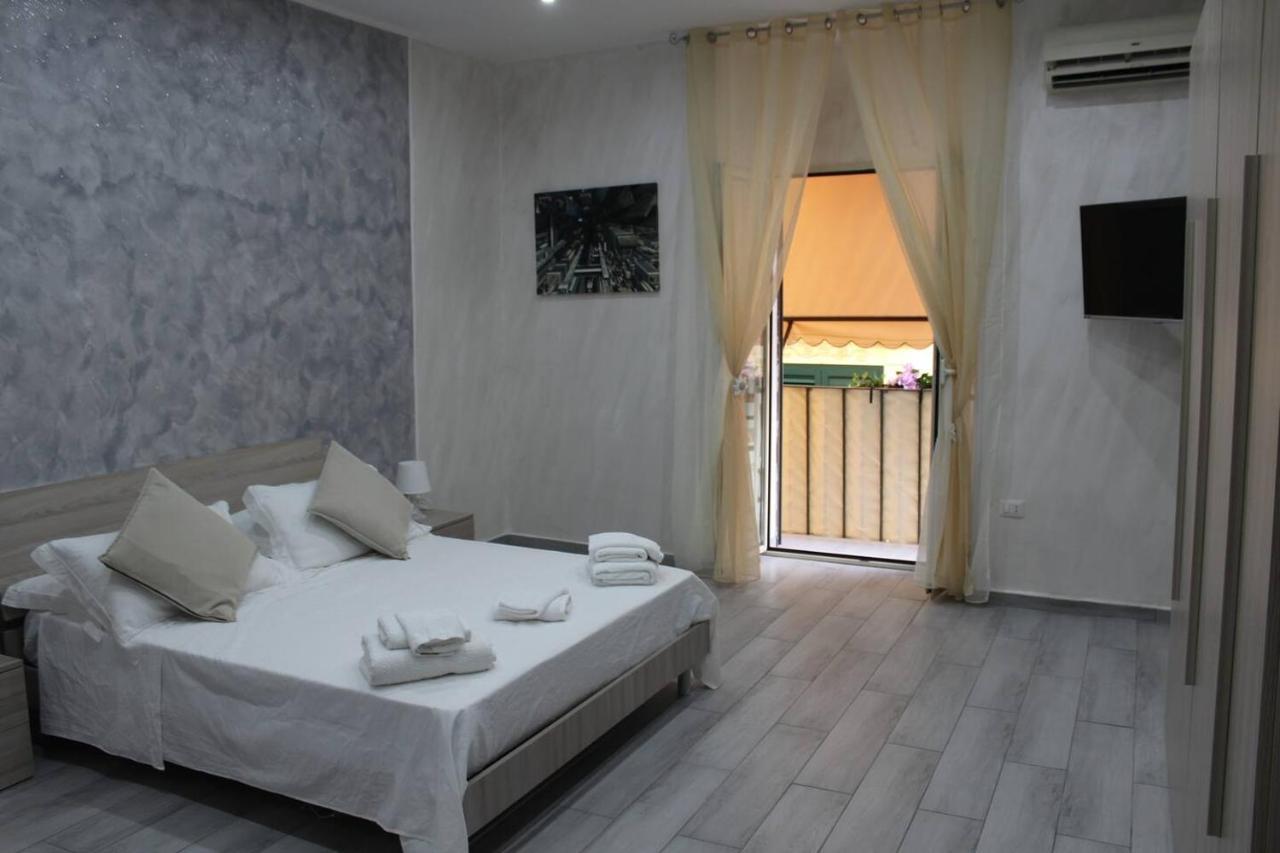 Casa Vacanza Grey Aparthotel Nápoly Kültér fotó